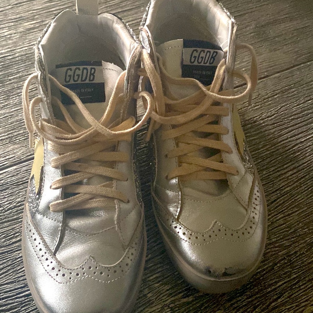 Pair of replica Golden Goose sneakers.